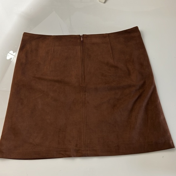 ESPRIT Brown Faux Suede Fully Lined Skirt with Pockets NWT - Picture 5 of 12